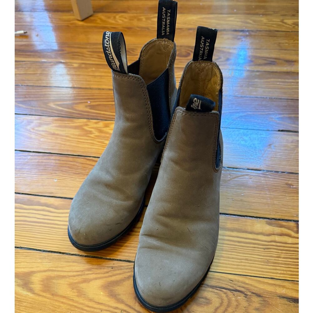 Blundstone Women's Series #1677, Size 8.5 in Stone